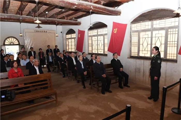 7e689eb9a99b46cb9aaf69bcaeec5c57.jpg 7e689eb9a99b46cb9aaf69bcaeec5c57.jpg