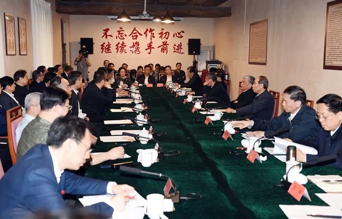 85d2066edc4c4182bf30399a1852d3f8.jpg 85d2066edc4c4182bf30399a1852d3f8.jpg