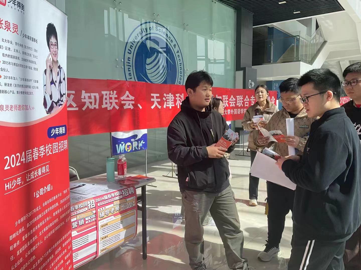 67d8a2da05894b819fb658ef213d0107.jpg 67d8a2da05894b819fb658ef213d0107.jpg