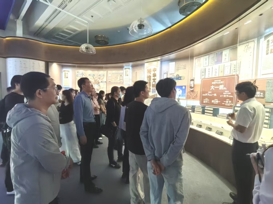 2119ac10b6f04c7bad2e2d32e8886fa6.jpg 2119ac10b6f04c7bad2e2d32e8886fa6.jpg